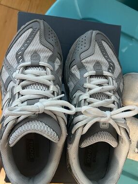 New Balance 1906